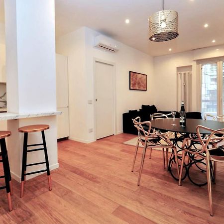 Cozy Apartment Between Sempione, City Life And Mico ! Milano Ngoại thất bức ảnh