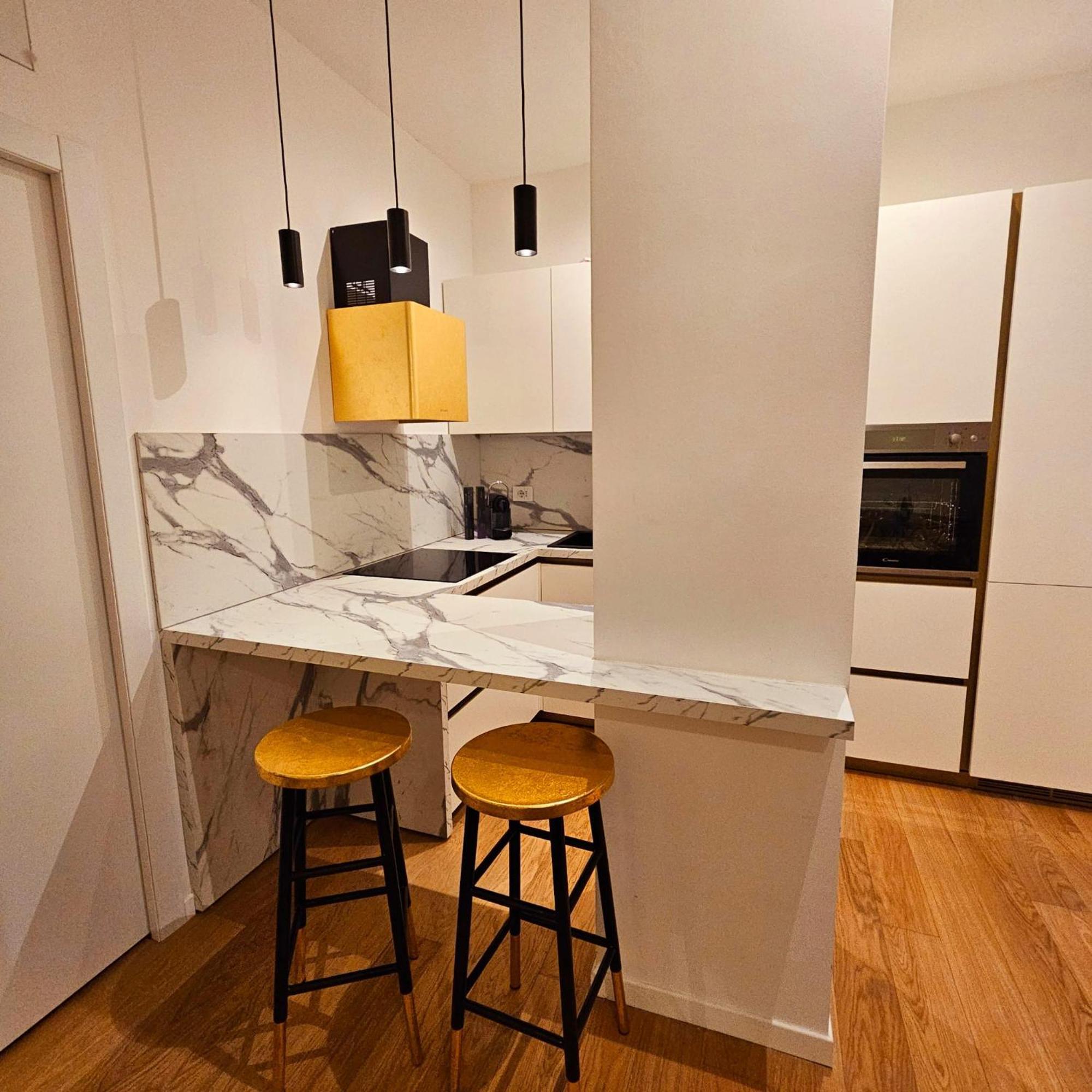 Cozy Apartment Between Sempione, City Life And Mico ! Milano Ngoại thất bức ảnh