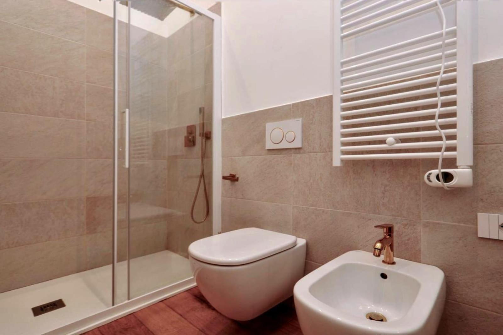 Cozy Apartment Between Sempione, City Life And Mico ! Milano Ngoại thất bức ảnh